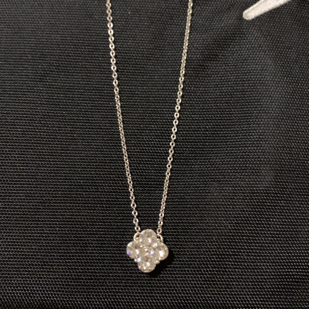 Quatrefoil Necklace